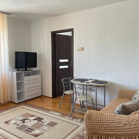 Apartment Victoria Gherla ภายนอก รูปภาพ